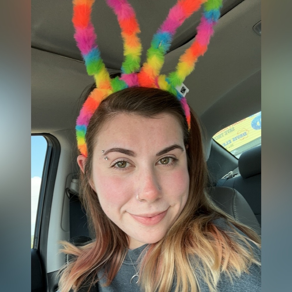 Meet your Posher, Emily